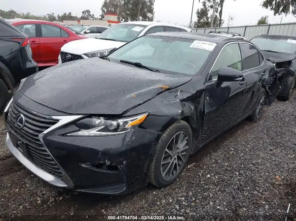 JTHBK1GGXG2221436 2016 LEXUS ES - Image 2