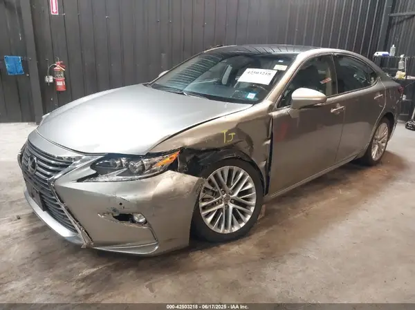 JTHBK1GGXG2223817 2016 LEXUS ES - Image 2