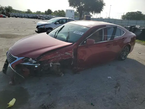 JTHBK1GGXG2225082 2016 LEXUS ES - Image 1
