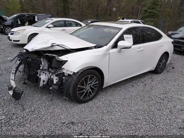 JTHBK1GGXG2232243 2016 LEXUS ES - Image 2