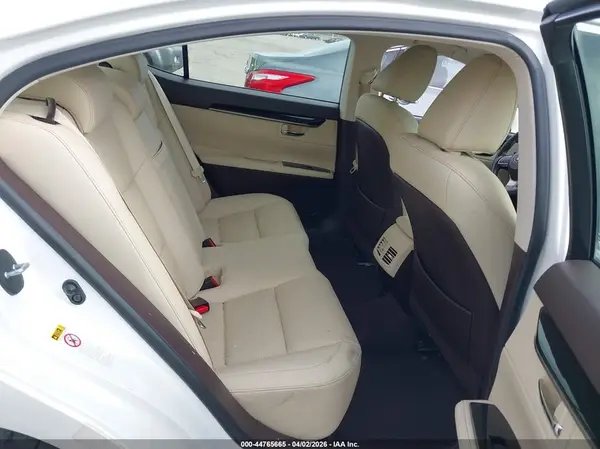 JTHBK1GGXG2241413 2016 LEXUS ES - Image 8
