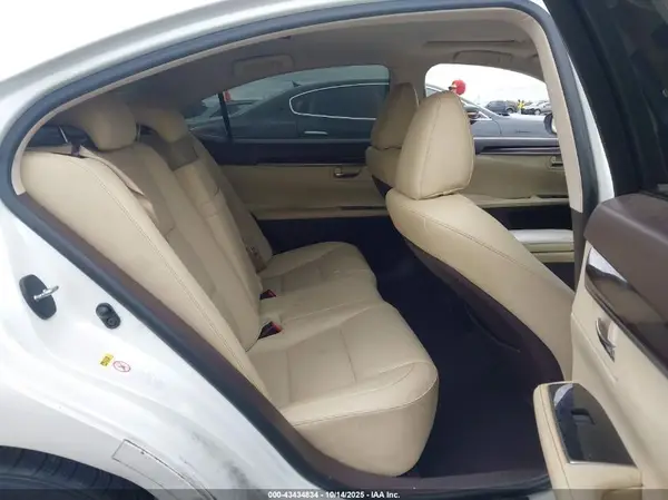 JTHBK1GGXH2247116 2017 LEXUS ES - Image 8