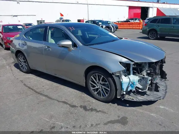 JTHBK1GGXH2249464 2017 LEXUS ES - Image 1