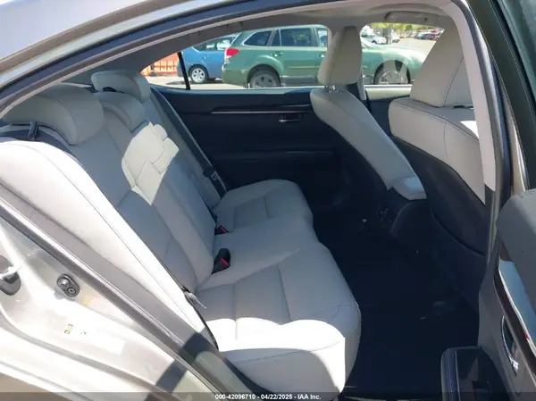 JTHBK1GGXH2249464 2017 LEXUS ES - Image 8