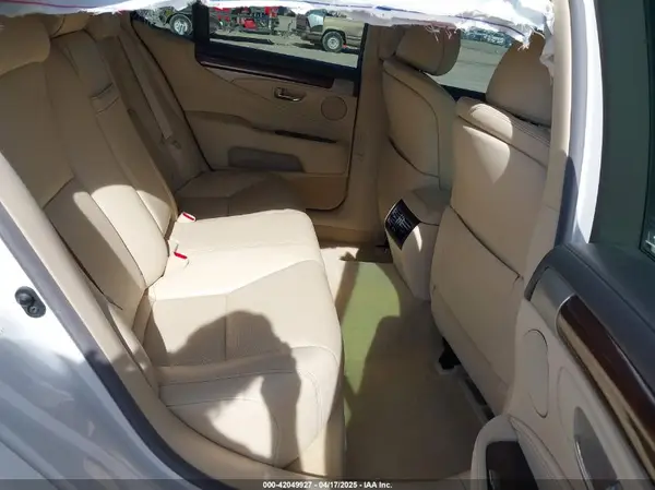 JTHBL5EF2G5143103 2016 LEXUS LS - Image 8