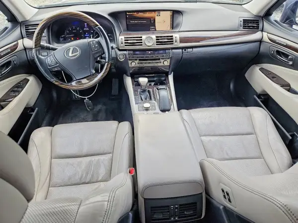 JTHBL5EF3G5142977 2016 LEXUS LS - Image 8
