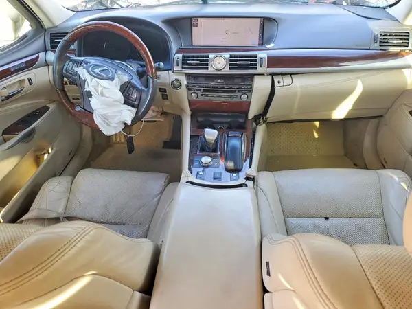 JTHBL5EF4H5145968 2017 LEXUS LS - Image 8