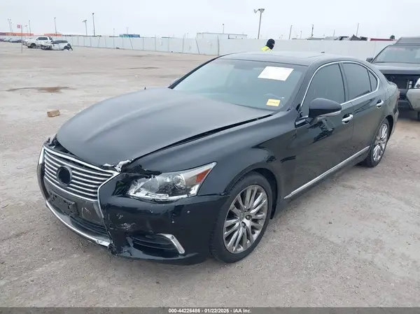 JTHBL5EF5G5142267 2016 LEXUS LS - Image 2