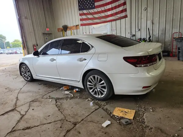 JTHBL5EF7H5144149 2017 LEXUS LS - Image 2