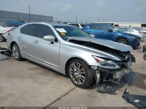 JTHBL5EF8G5139220 2016 LEXUS LS