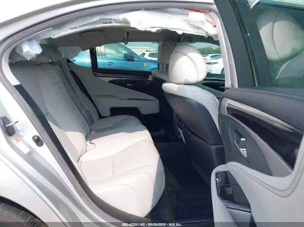 JTHBL5EF8G5139220 2016 LEXUS LS - Image 8