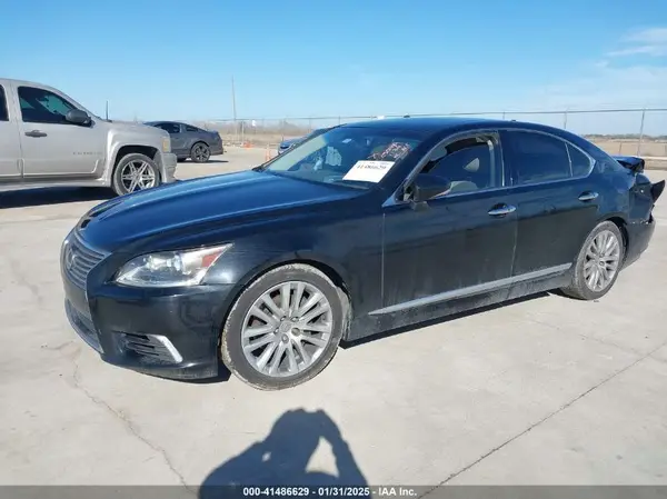 JTHBL5EF8G5140660 2016 LEXUS LS - Image 2