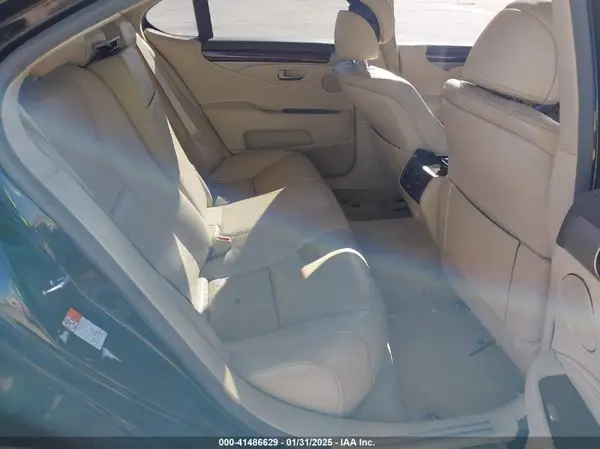 JTHBL5EF8G5140660 2016 LEXUS LS - Image 8