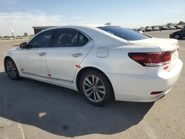JTHBL5EF9G5139629 2016 LEXUS LS - Image 2