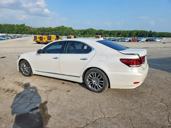 JTHBL5EF9G5140800 2016 LEXUS LS - Image 2