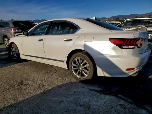 JTHBL5EF9G5141932 2016 LEXUS LS - Image 2