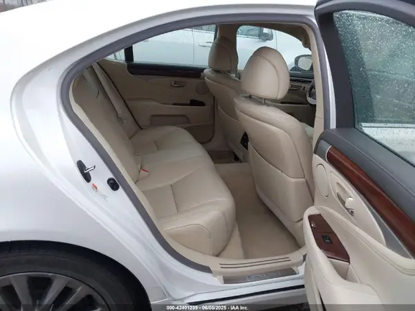 JTHBL5EF9H5145108 2017 LEXUS LS - Image 8