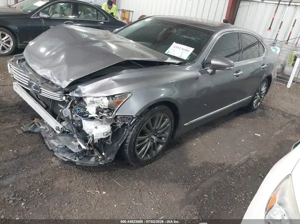 JTHBL5EFXH5146123 2017 LEXUS LS - Image 2