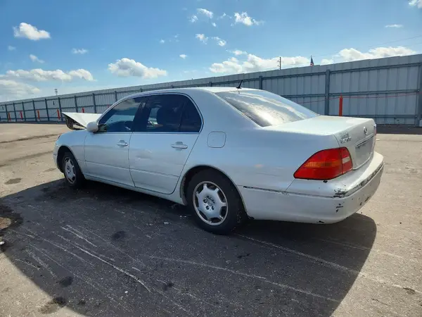 JTHBN30F620061550 2023 LEXUS LS - Image 2