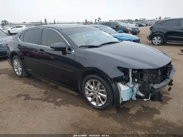 JTHBW1GG0G2108888 2016 LEXUS ES - Image 1