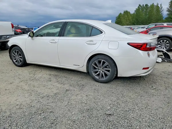 JTHBW1GG0G2109099 2016 LEXUS ES - Image 2