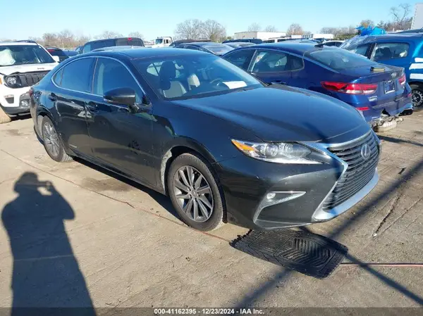JTHBW1GG0H2139723 2017 LEXUS ES - Image 1