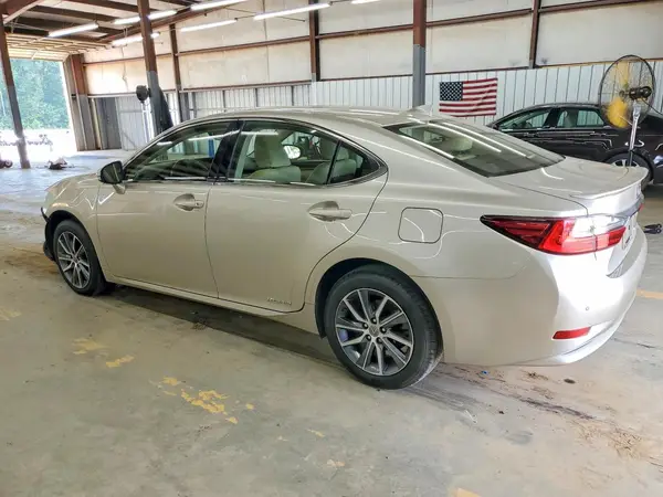JTHBW1GG0H2149622 2017 LEXUS ES - Image 2