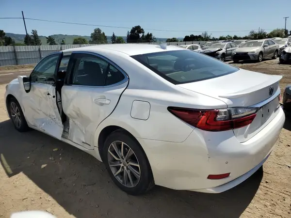 JTHBW1GG0H2152231 2017 LEXUS ES - Image 2