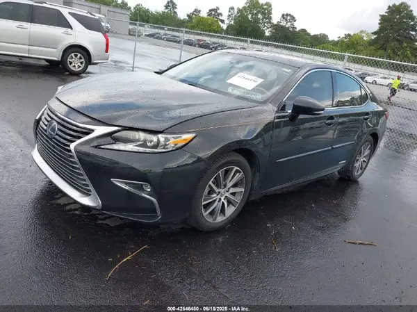 JTHBW1GG1G2104171 2016 LEXUS ES - Image 2