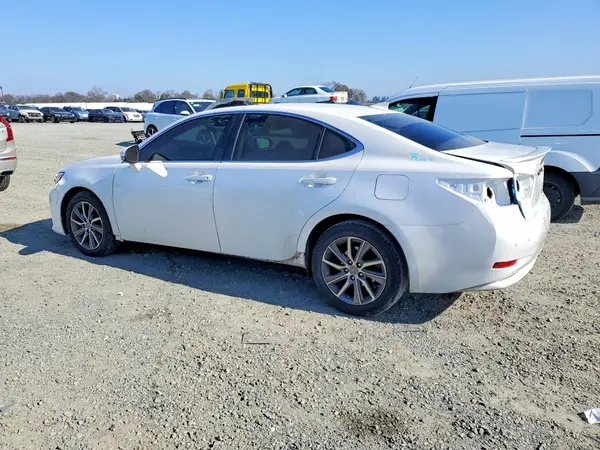 JTHBW1GG1G2107264 2016 LEXUS ES - Image 2