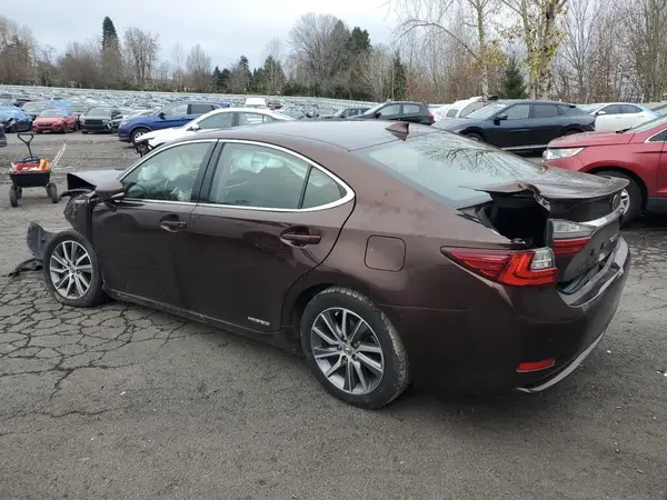 JTHBW1GG1G2117485 2016 LEXUS ES - Image 2