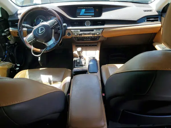 JTHBW1GG1J2193750 2018 LEXUS ES - Image 8
