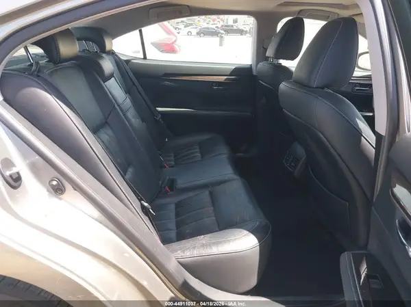 JTHBW1GG2G2106155 2016 LEXUS ES - Image 8
