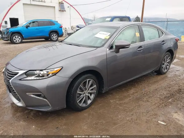JTHBW1GG2G2108987 2016 LEXUS ES - Image 2