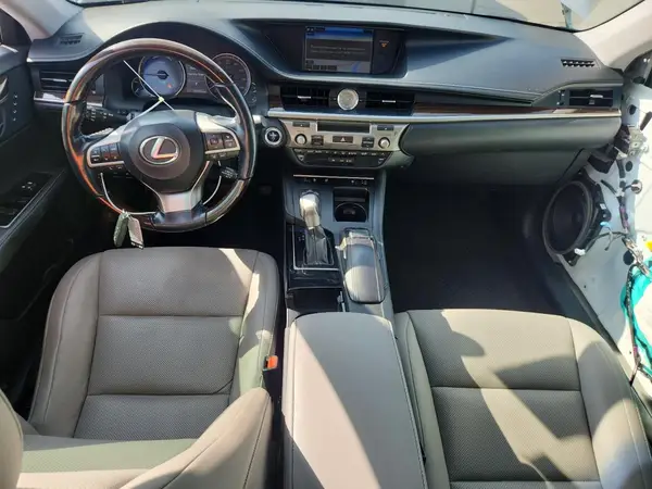 JTHBW1GG2G2131427 2016 LEXUS ES - Image 8