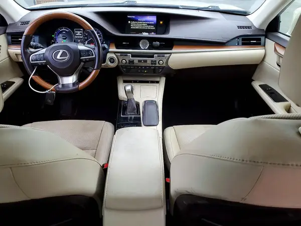 JTHBW1GG2H2138394 2017 LEXUS ES - Image 8