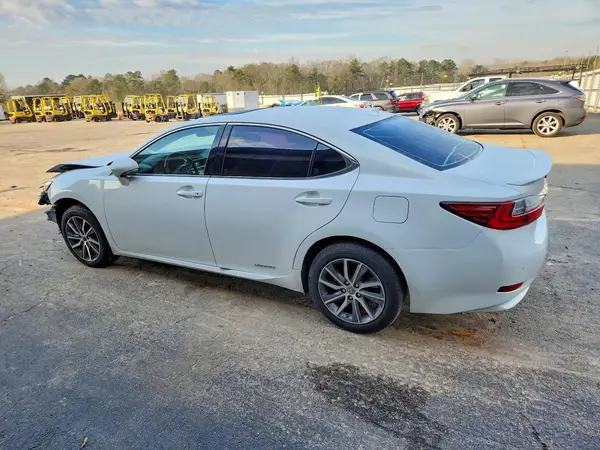 JTHBW1GG2H2139738 2017 LEXUS ES - Image 2