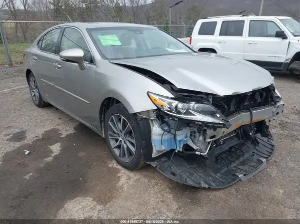 JTHBW1GG2H2147869 2017 LEXUS ES - Image 1
