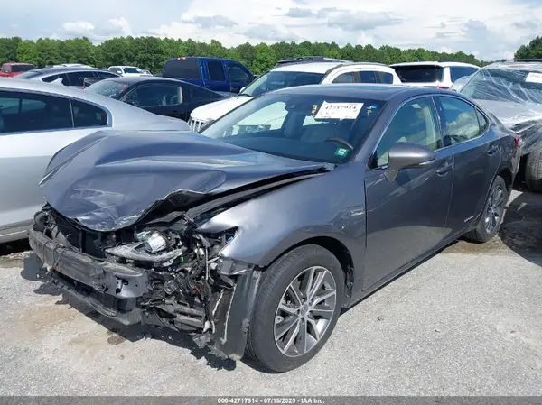 JTHBW1GG2J2171630 2018 LEXUS ES - Image 2
