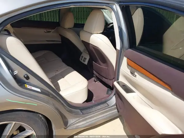 JTHBW1GG2J2173815 2018 LEXUS ES - Image 8