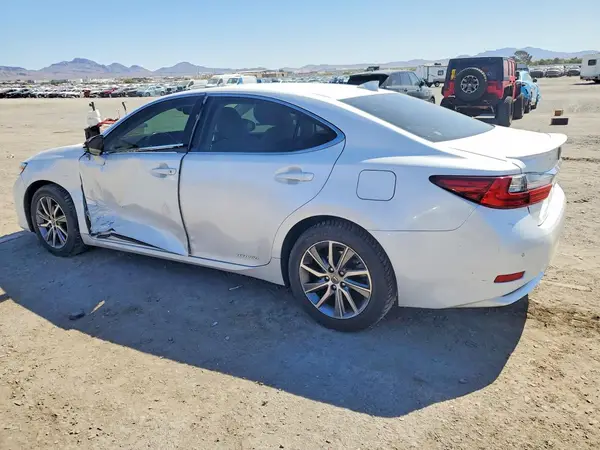 JTHBW1GG2J2186578 2018 LEXUS ES - Image 2