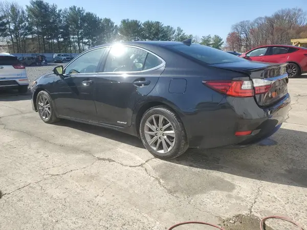 JTHBW1GG2J2187567 2018 LEXUS ES - Image 2