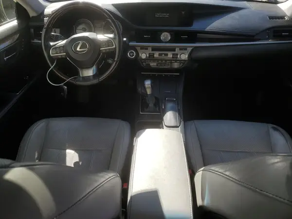 JTHBW1GG2J2187567 2018 LEXUS ES - Image 8