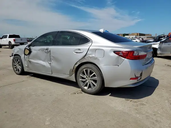 JTHBW1GG3G2120050 2016 LEXUS ES - Image 2