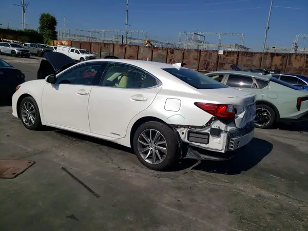 JTHBW1GG3H2134466 2017 LEXUS ES - Image 2