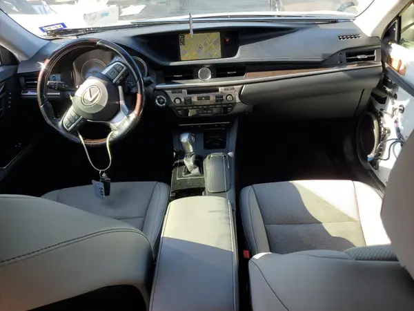JTHBW1GG3H2147251 2017 LEXUS ES - Image 8