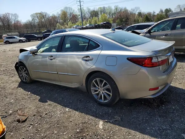 JTHBW1GG3J2170499 2018 LEXUS ES - Image 2