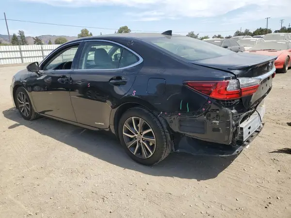 JTHBW1GG3J2186931 2018 LEXUS ES - Image 2