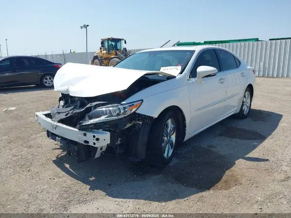 JTHBW1GG4G2104097 2016 LEXUS ES - Image 2