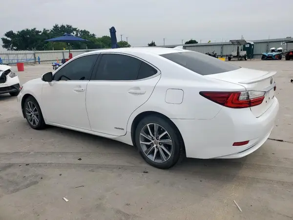 JTHBW1GG4G2110983 2016 LEXUS ES - Image 2